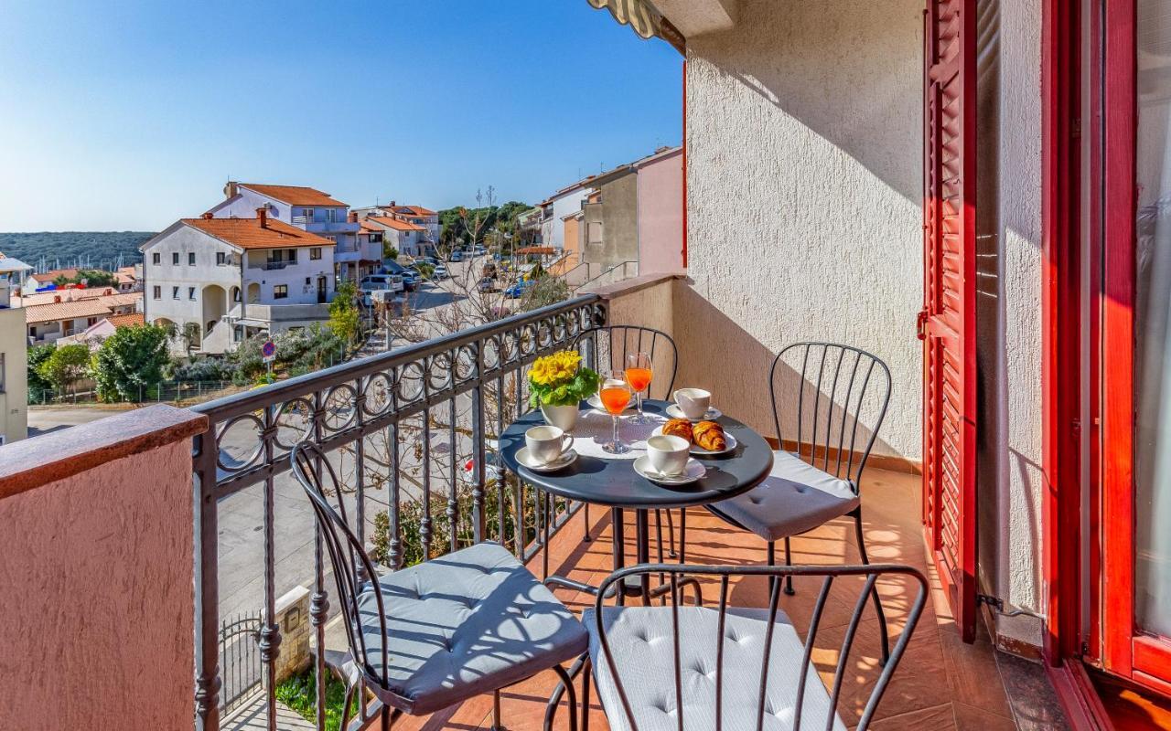 Apartment Green Pula, Family Friendly, Comfortable, Free Parking And Wifi Экстерьер фото
