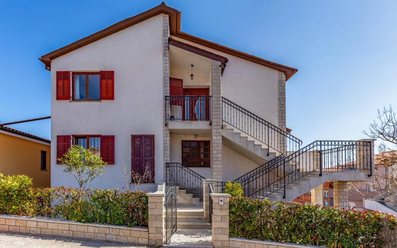 Apartment Green Pula, Family Friendly, Comfortable, Free Parking And Wifi Экстерьер фото
